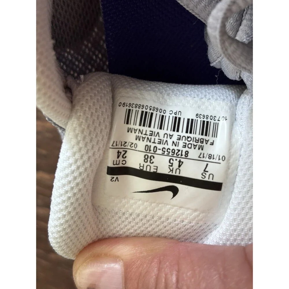 Nike Tanjun Wolf Grey White Womens Running Sneakers Shoes Size 7
